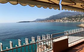 Una Terrazza Sul Mare - Balzi Rossi
